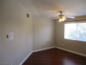 8400 W Charleston Blvd in Las Vegas, NV - Building Photo - Building Photo