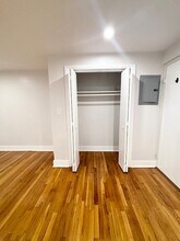 40 Rockland Ave, Unit A16 in Malden, MA - Foto de edificio - Building Photo