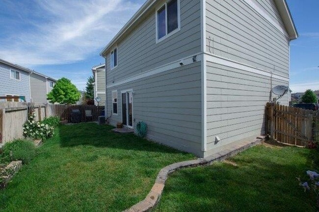 10573 Durango Pl in Longmont, CO - Building Photo - Building Photo