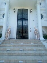 1455 Robmar Dr in Beverly Hills, CA - Building Photo - Building Photo
