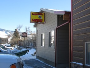 111 Main St in Gardiner, MT - Building Photo - Other