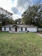 1201 Sarah Dr in Semmes, AL - Building Photo - Building Photo