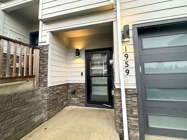 property at 1959 Kari Dawn Ave SE