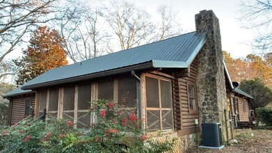 1840 Robinhood Rd in Watkinsville, GA - Building Photo - Building Photo