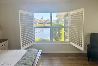 4907 Europa Dr in Naples, FL - Building Photo - Building Photo