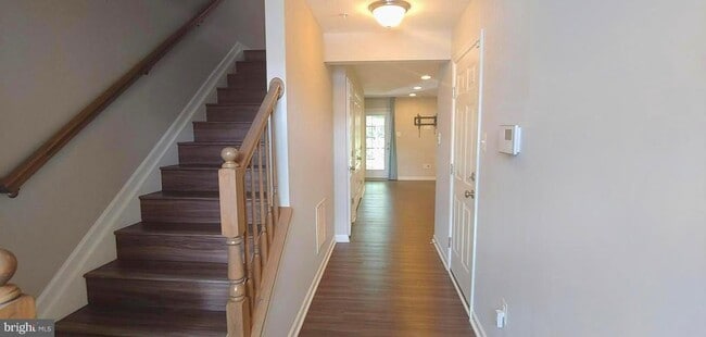 1011 Hawkins Wy in Glen Burnie, MD - Building Photo - Building Photo