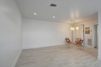 502 N H St in Lake Worth Beach, FL - Building Photo - Building Photo