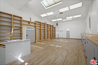 28828 Selfridge Dr in Malibu, CA - Building Photo - Building Photo