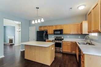 11544 Shaded Ct in Charlotte, NC - Foto de edificio - Building Photo