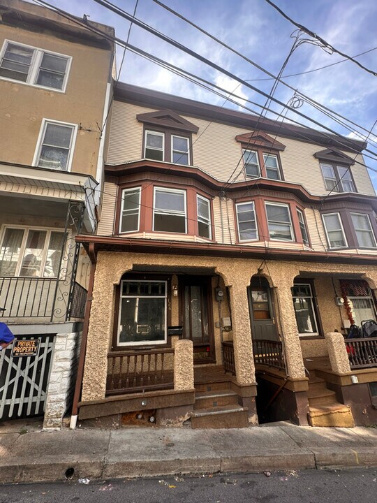 126 Birch St in Shamokin, PA - Foto de edificio