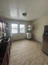 415 Rockaway Ave, Unit 2N in Valley Stream, NY - Building Photo - Building Photo