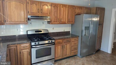 7504 Boyer St in Philadelphia, PA - Building Photo - Building Photo