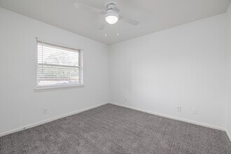 The Grant in Atlanta, GA - Building Photo - Interior Photo