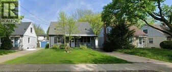 92 Gary Ave in Hamilton, ON - Building Photo