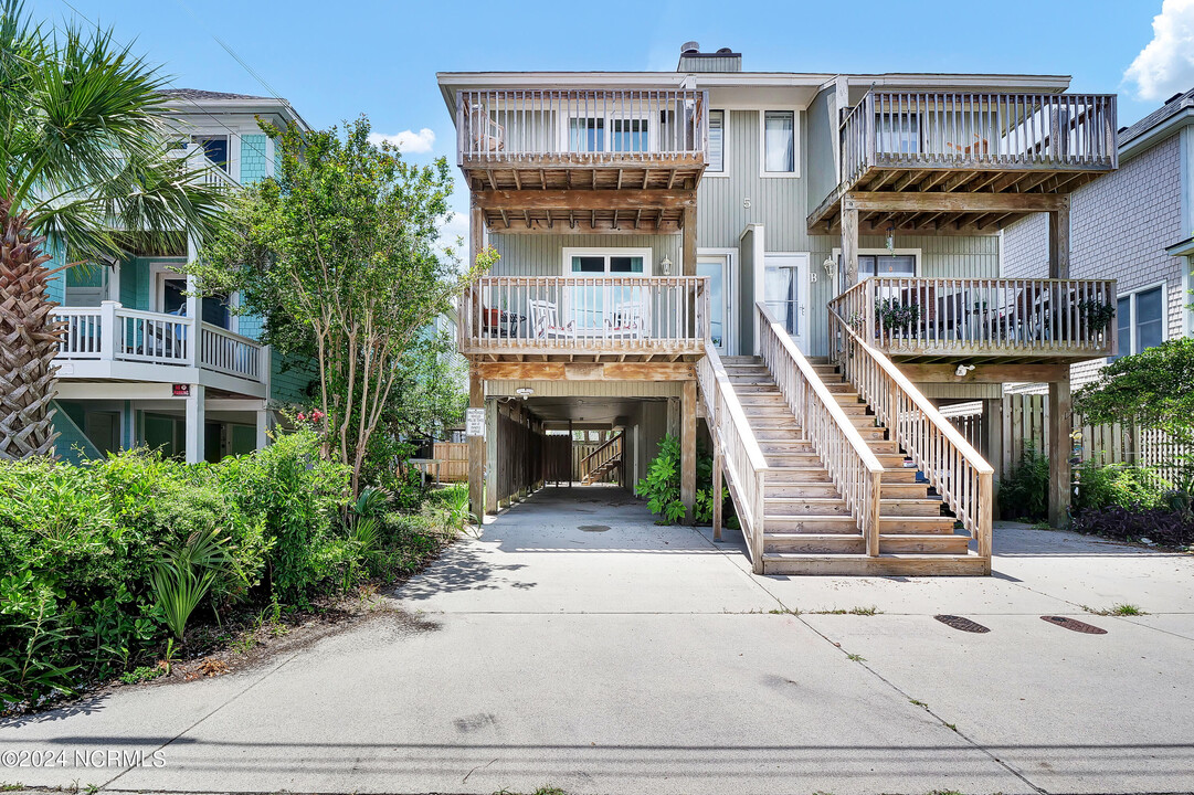 5 W Henderson St-Unit -A in Wrightsville Beach, NC - Foto de edificio