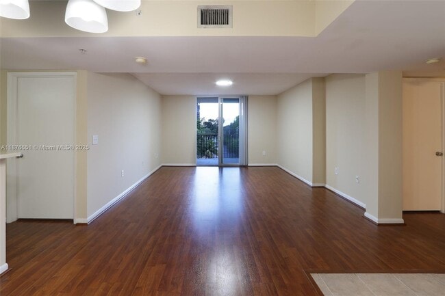 property at 520 SE 5 Ave
