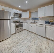 301 S Lakeside Dr in Lake Worth Beach, FL - Building Photo - Building Photo