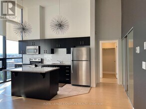 650 Sauve St in Milton, ON - Building Photo - Building Photo