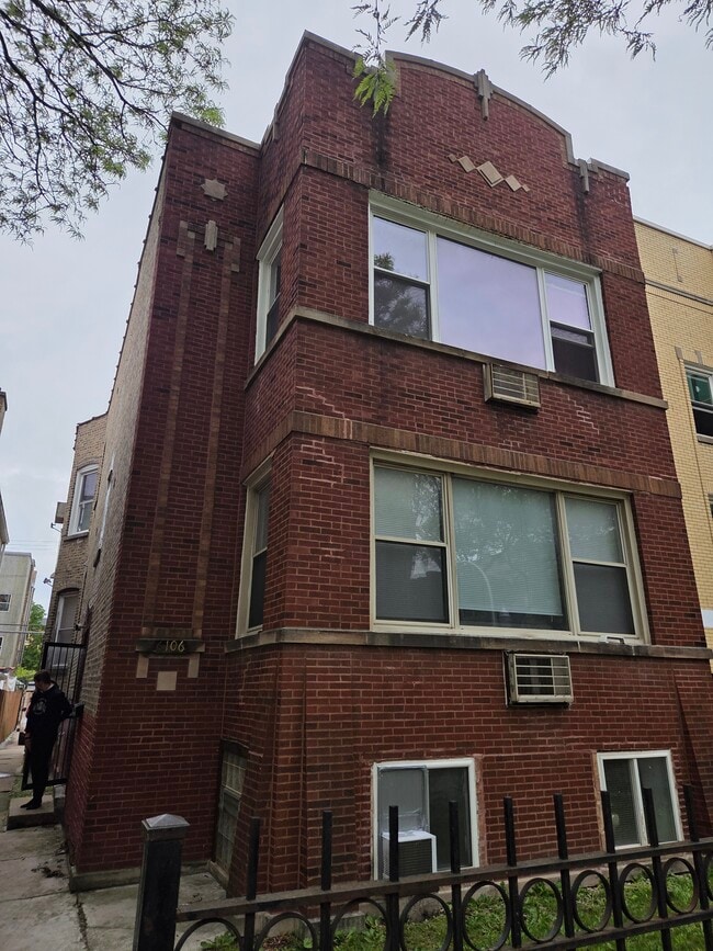 property at 6106 N Washtenaw Ave