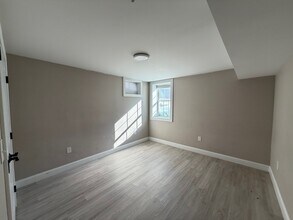 67 Keayne St, Unit 1 in Revere, MA - Building Photo - Building Photo