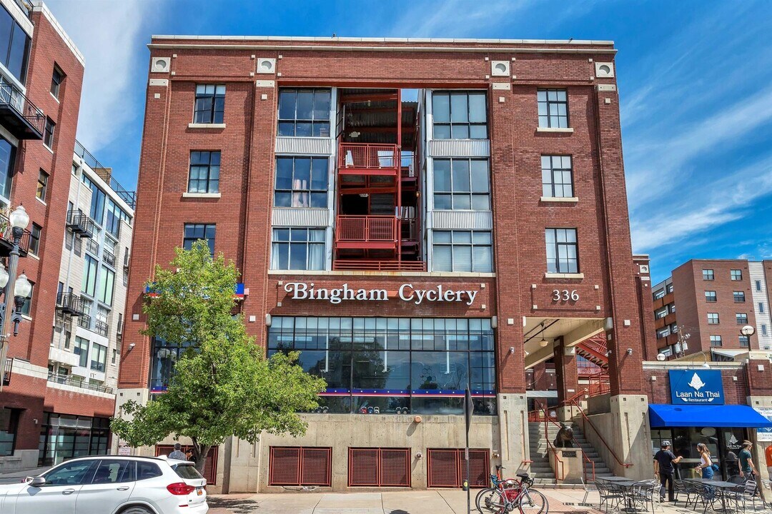 336 W 300 S in Salt Lake City, UT - Building Photo
