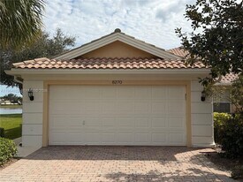 8270 Eleuthera Ln in West Palm Beach, FL - Building Photo