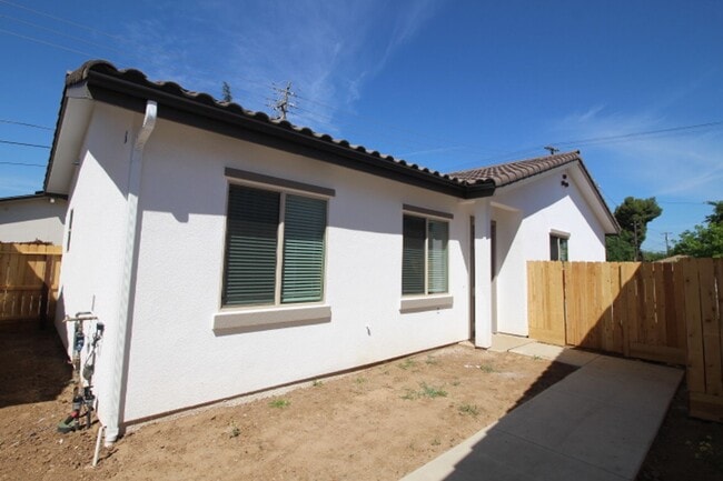 property at 2347 N Arthur Ave