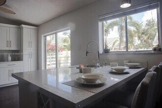 14504 SW 144th Ter in Miami, FL - Building Photo - Building Photo