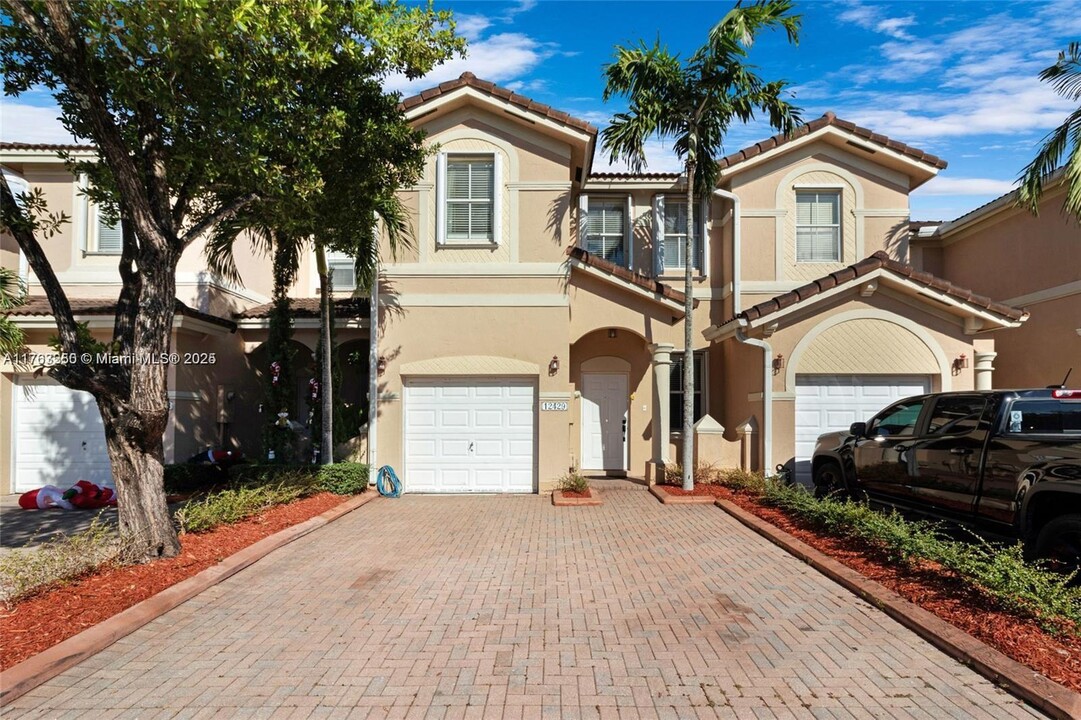 12429 SW 124th Ter in Miami, FL - Building Photo