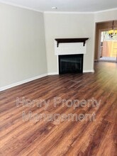 903 Hampshire Ct in Cary, NC - Building Photo - Building Photo