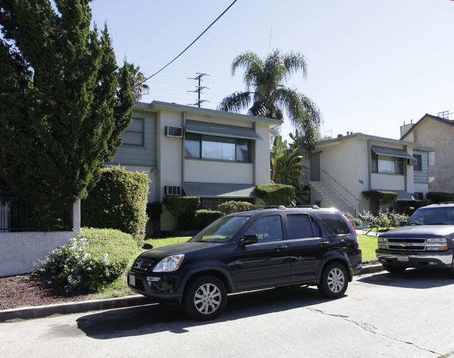 4460 Ensign Ave in North Hollywood, CA - Foto de edificio - Building Photo