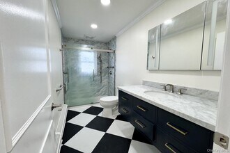 6 Merle Pl in Deer Park, NY - Building Photo - Building Photo