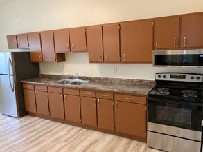 51 E Main St in Godley, IL - Building Photo - Building Photo