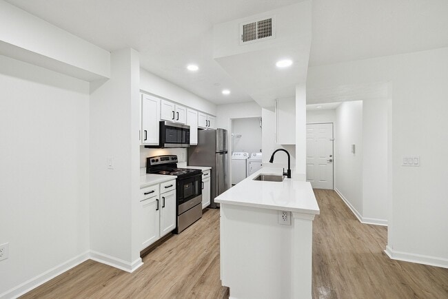 Kennedys Landing in Cincinnati, OH - Building Photo - Building Photo