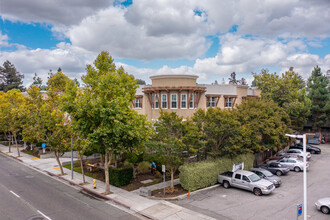 Pennisula Real in Los Altos, CA - Building Photo - Primary Photo