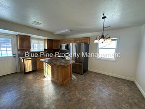 1091 N Cornerstone Dr in Idaho Falls, ID - Building Photo - Building Photo