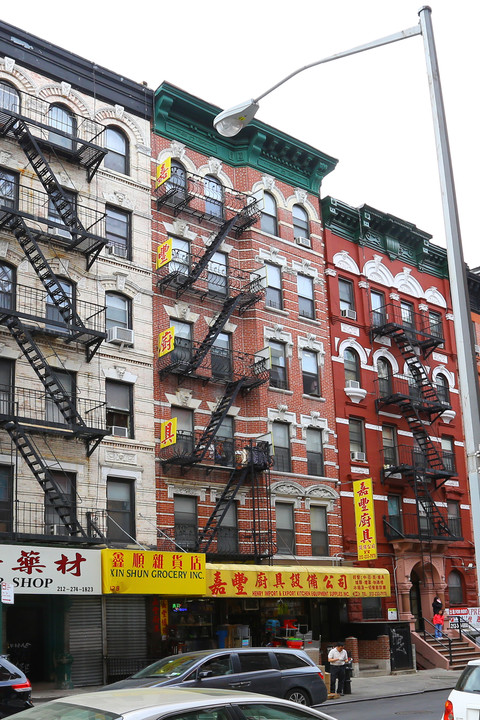 30 Henry St in New York, NY - Foto de edificio