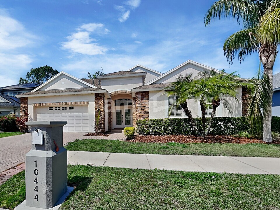 10444 Canary Isle Dr in Tampa, FL - Building Photo