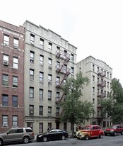 2725 Webb Ave Apartments