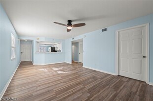 26658 Little John Ct in Bonita Springs, FL - Building Photo