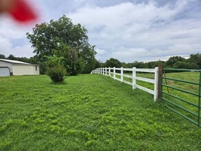 441501 E 380 Rd in Big Cabin, OK - Building Photo - Building Photo