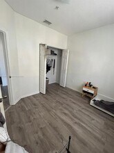 3924 SW 52nd Ave in Pembroke Park, FL - Building Photo - Building Photo