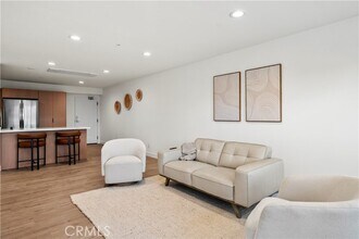 24836 Narbonne Ave in Lomita, CA - Building Photo - Building Photo