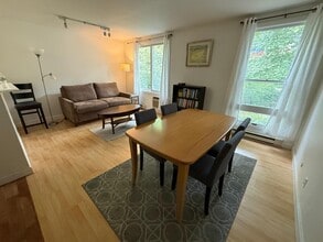274 S Main St, Unit 43 in Providence, RI - Foto de edificio - Building Photo