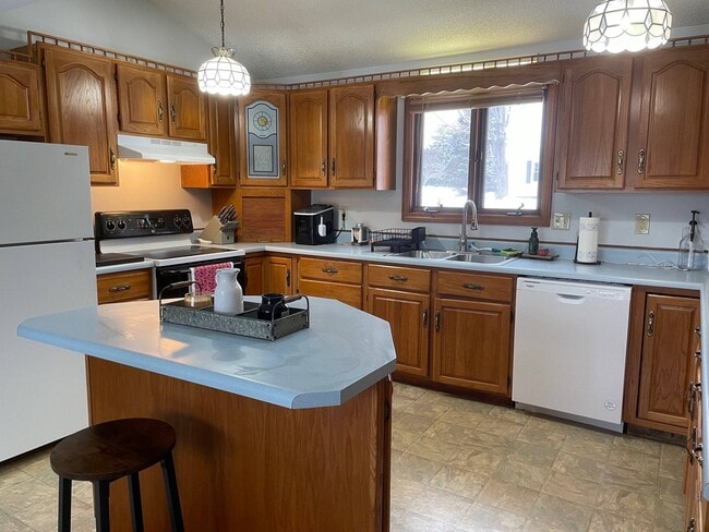 273 Pond Rd in Lewiston, ME - Building Photo - Building Photo