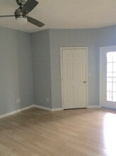 4345 Bayside Village Dr, Unit 301 in Tampa, FL - Building Photo - Building Photo