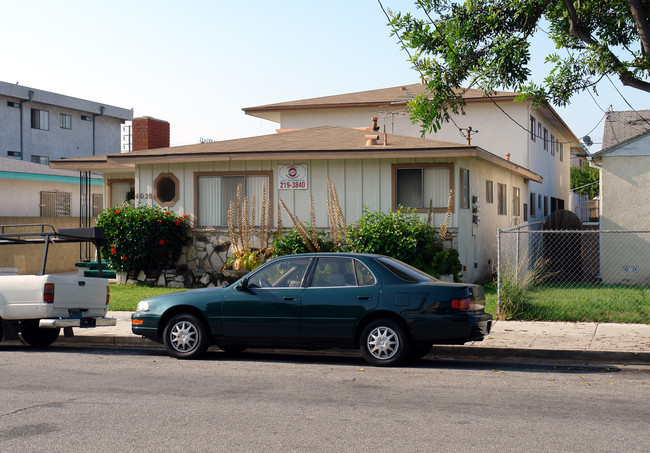 4028 W. 137th St. in Hawthorne, CA - Building Photo - Building Photo