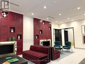 180 Front St E in Toronto, ON - Building Photo - Building Photo