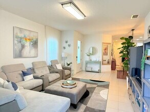 10779 Belfry Cir in Orlando, FL - Building Photo - Building Photo