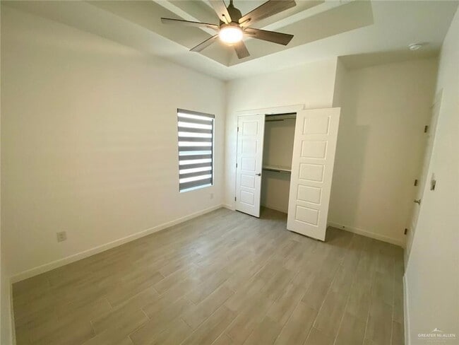 1722 W Denise Dr, Unit 1 in Pharr, TX - Building Photo - Building Photo